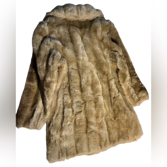Royal Minke by Hillmoor Vintage faux fur Coat approximate size Medium EUC - Picture 9 of 16